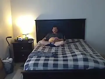 Chaturbate Free Porn Cam of hammerthatthang73