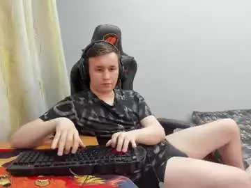 Chaturbate Adult Webcam of iliaskrisloveee