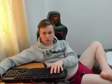 Chaturbate Sex Cam of iliaskrisloveee