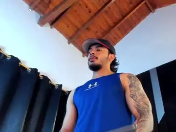 Chaturbate Free Porn Cam of justin_whitejs