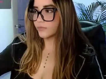 Chaturbate Live Sex Cam of lucia_star_