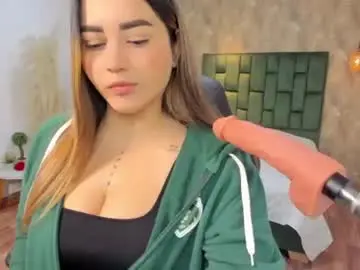 Chaturbate Live Sex Cam of lucia_star_