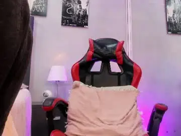 Chaturbate Sex Cam of roan_birkin