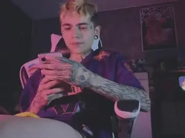 Chaturbate Free Live Porn of acidmilo