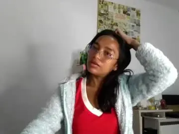 Chaturbate Nude Webcam of alia_lombardi