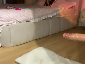 Chaturbate Free Live Porn of kellyberry__
