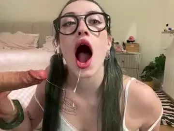 Chaturbate Watch Live Sex Cams of kellyberry__