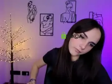 Chaturbate Watch Live Sex Cams of kiraashh