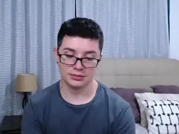 Chaturbate Free Porn Cam of kevinhunts