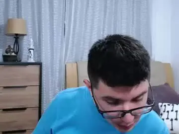 Chaturbate Live Porn of kevinhunts