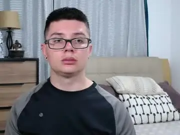 Chaturbate Live Porn of kevinhunts