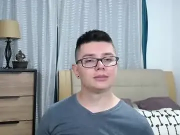 Chaturbate Live Porn of kevinhunts