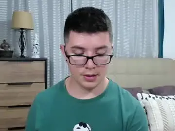 Chaturbate Best live sex cam show of kevinhunts