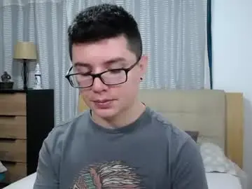 Chaturbate Live Sex of kevinhunts