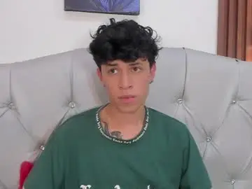 Chaturbate Best live sex cam show of axel_evanss
