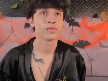 Chaturbate Nude Webcam of axel_evanss