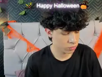 Chaturbate Free Porn Cam of axel_evanss