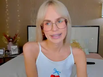 Chaturbate Free Porn Cam of bellatip