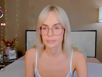 Chaturbate Best live sex cam show of bellatip