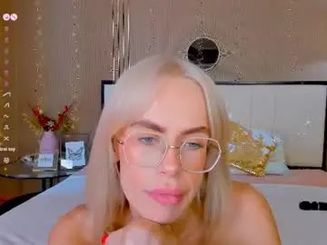 Chaturbate Free Live Porn of bellatip