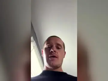 Chaturbate Live Sex Cam of cravevalentino