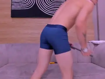 Chaturbate Watch Live Sex Cams of heteros_men