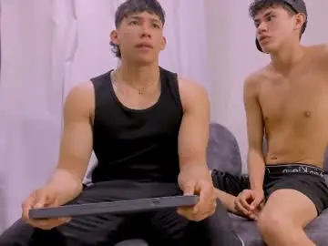 Chaturbate Free Live Porn of heteros_men