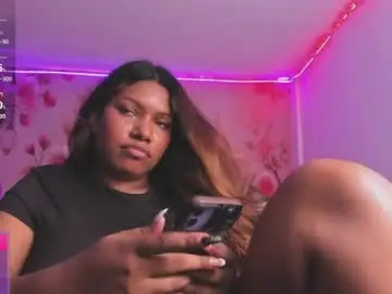 Chaturbate Live Sex Cam of thais_waldrof