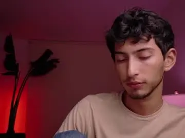 Chaturbate Live Sex of ethan_skiny_