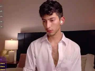 Chaturbate Adult Webcam of ethan_skiny_