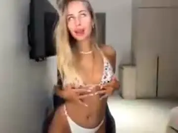 Chaturbate Live Porn of micky_blush