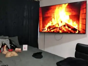 Chaturbate Nude Webcam of estefania1812