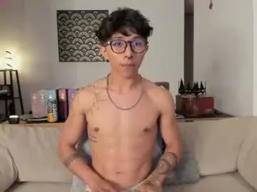 Chaturbate Live Sex Cam of im__thomas