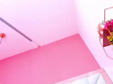 Chaturbate Watch Live Sex Cams of lia_antonella69
