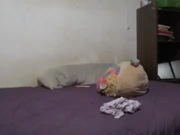 Chaturbate Adult Webcams of milfyuwu