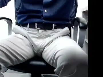 Chaturbate Free Porn Cam of officelush