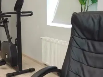 Chaturbate Live Sex Cam of damien_dallas