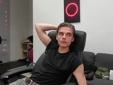 Chaturbate Free Porn Cam of damien_dallas