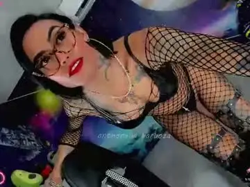 Chaturbate Free Live Porn of kilye_nellaa