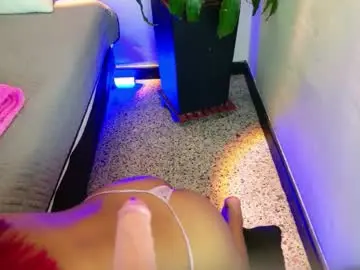 Chaturbate Live Porn of zaya_rose