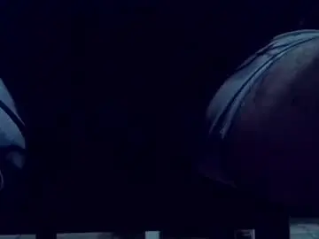 Chaturbate Live Sex Cam of zefbsmmkdwdj