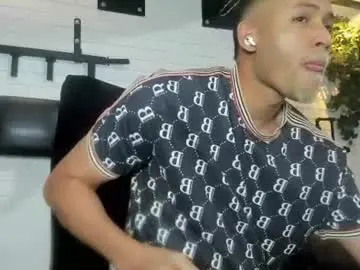 Chaturbate Live Sex of bento_fox