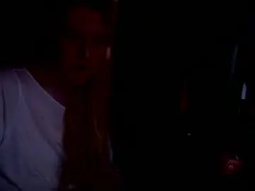 Chaturbate Live Sex Cam of candismiths