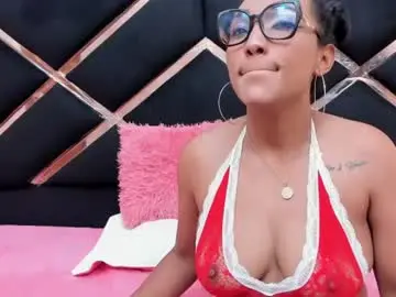 Chaturbate Live Porn of curvy_chanell
