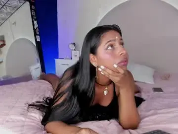 Chaturbate Live Sex of evelyn__ebony