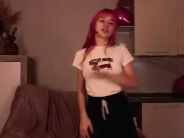 Chaturbate Adult Webcams of feralmacaron
