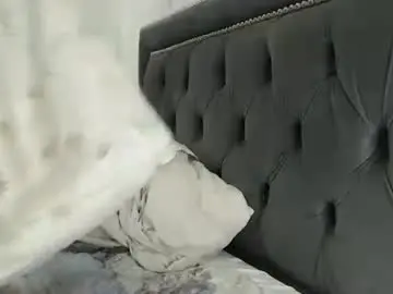 Chaturbate Live Sex Cam of lady____a