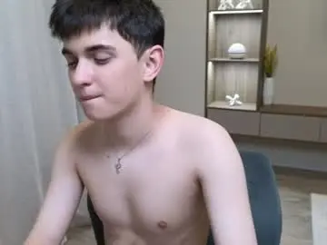 Chaturbate Nude Webcam of alexander_18_xxl
