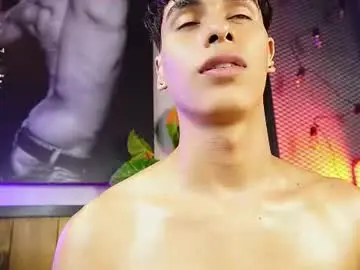 Chaturbate Best live sex cam show of andrewortix