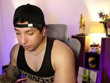 Chaturbate Free Porn Cam of appolo_allen